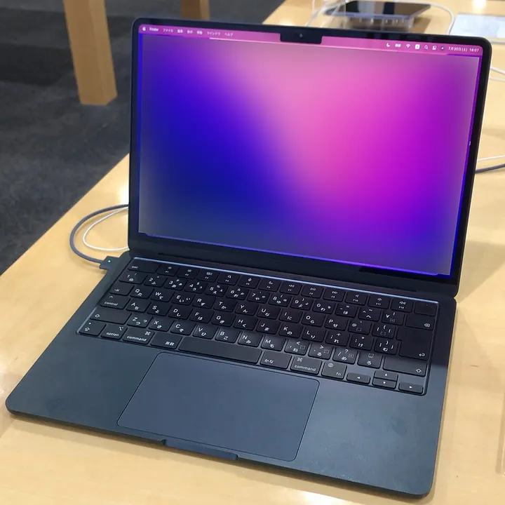 MacBook Air M2 - zdjęcie modelu